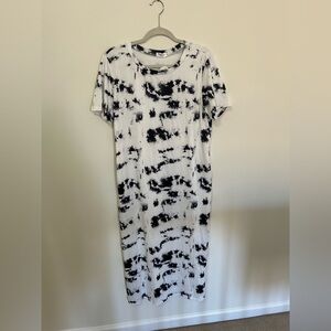 NWT Tye-dye maxi dresss